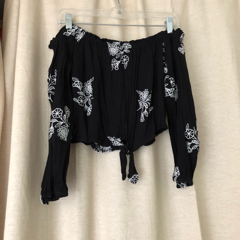 PacSun Off the Shoulder Blouse